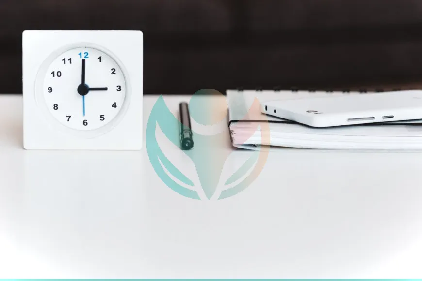 Escritorio de día laboral - Foto de freestocks en Unsplash